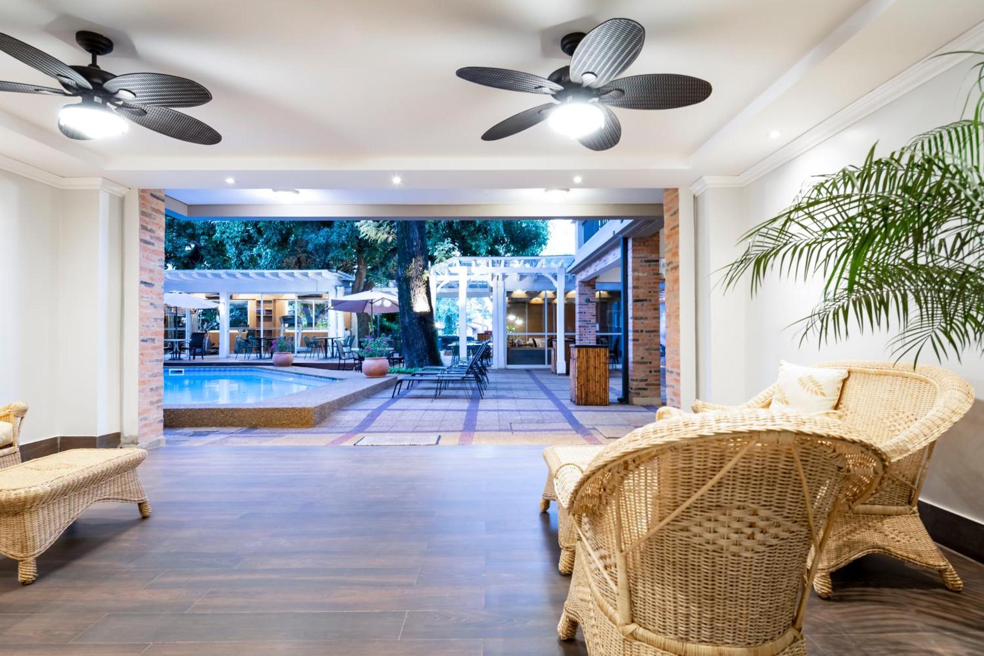 Hotel Villa Morra Suites Asuncion Exteriör bild