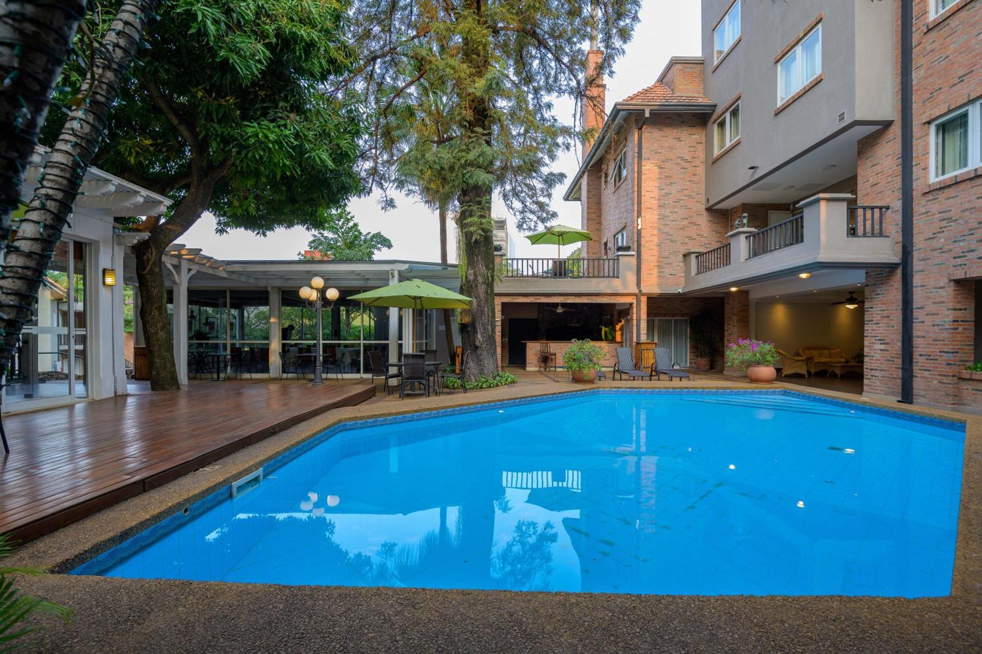 Hotel Villa Morra Suites Asuncion Exteriör bild