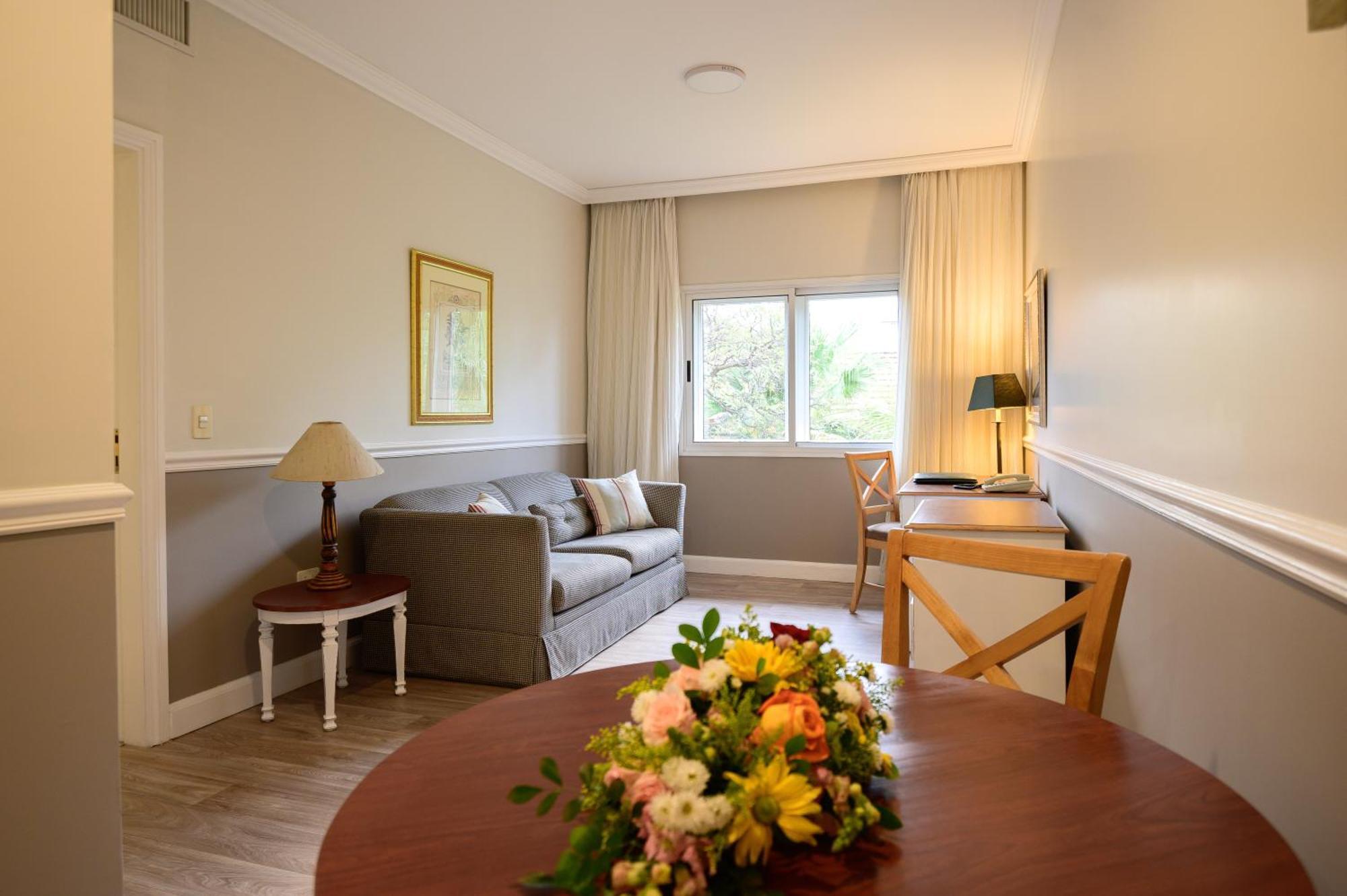 Hotel Villa Morra Suites Asuncion Exteriör bild
